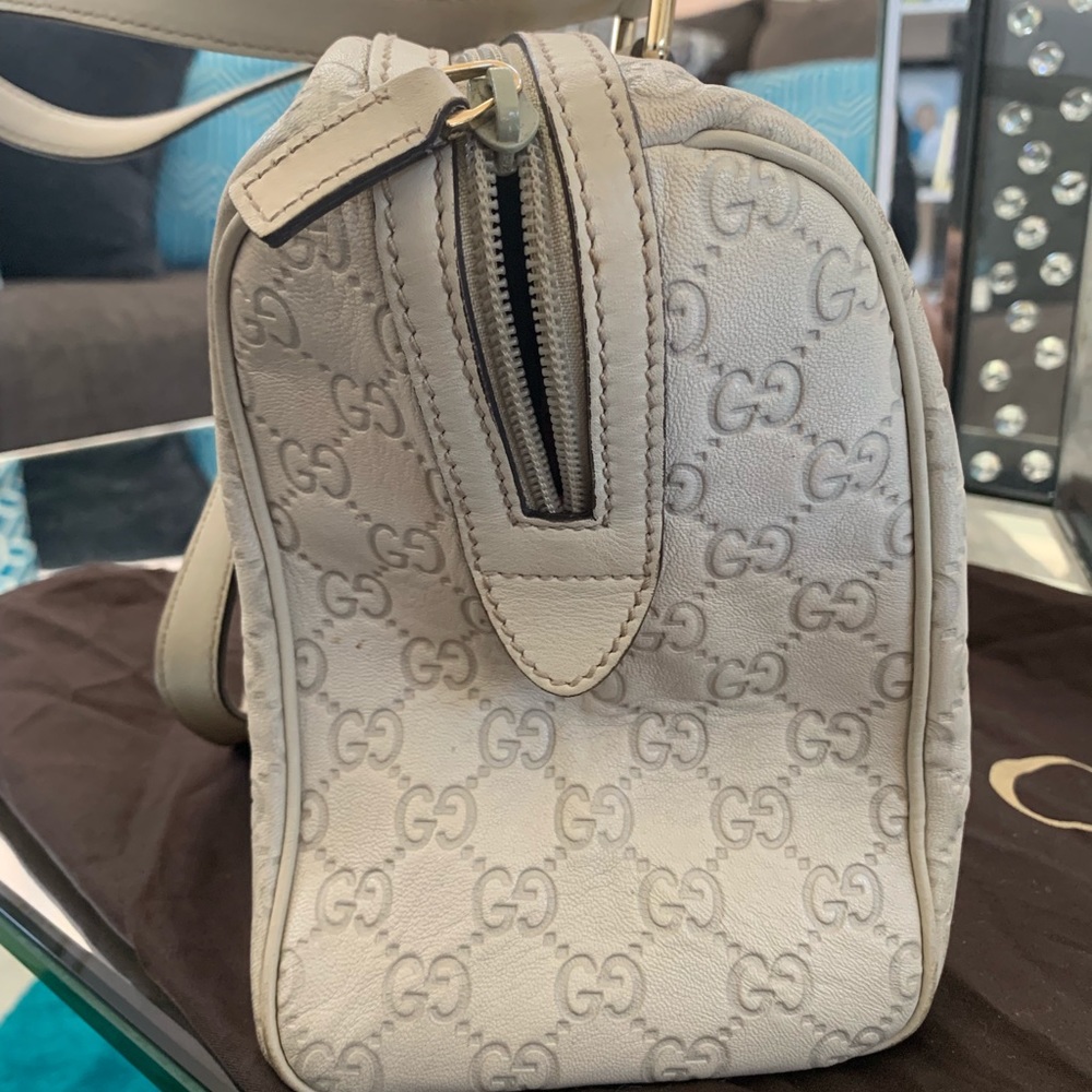 Gucci - Picture 2 of 7